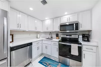 320 Seaview Ct #1207, Marco Island, FL 34145 - Photo 11