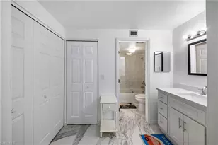 320 Seaview Ct, Marco Island, FL 34145 - Photo 23