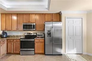 28022 Bridgetown Ct, Bonita Springs, FL 34135 - Photo 5