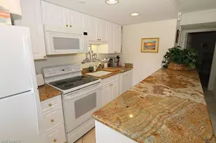 480 5th St S, Naples, FL 34102 - Photo 7
