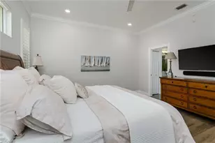 6495 Waverly Green Way, Naples, FL 34110 - Photo 11