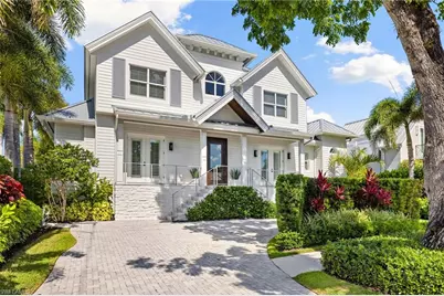 950 8th St S, Naples, FL 34102 - Photo 7