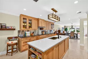 4030 Crayton Rd, Naples, FL 34103 - Photo 9