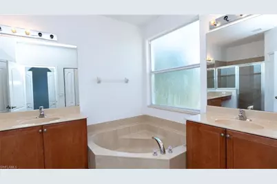 7020 Ambrosia Ln #1105, Naples, FL 34119 - Photo 7