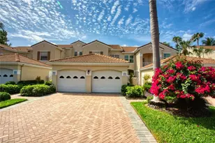 8365 Excalibur Cir, Naples, FL 34108 - Photo 1