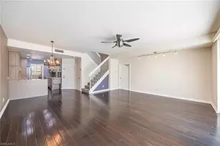 5429 Cove Cir, Naples, FL 34119 - Photo 9