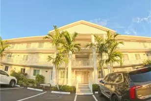 3051 Sandpiper Bay Cir, Naples, FL 34112 - Photo 3