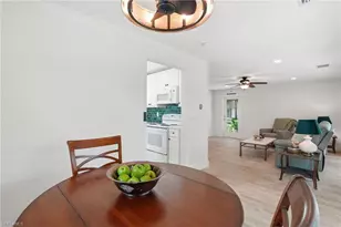 22 Kings Rd, Naples, FL 34112 - Photo 5
