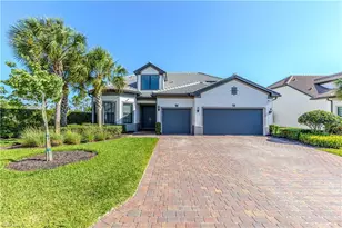 9588 Curlew Dr S, Naples, FL 34120 - Photo 3