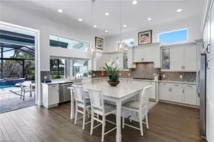 6460 Pembroke Wy, Naples, FL 34113 - Photo 15
