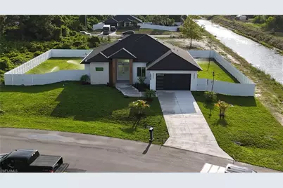 1502 Sara Ave S, Lehigh Acres, FL 33976 - Photo 17