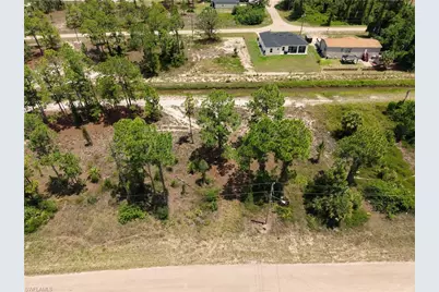 1041 Coleridge St, Lehigh Acres, FL 33974 - Photo 9