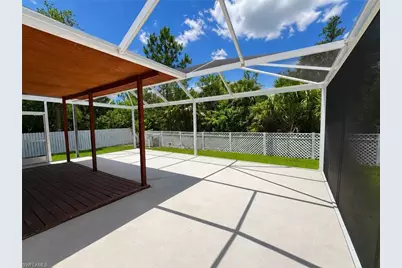 233 39th Ave NE, Naples, FL 34120 - Photo 15