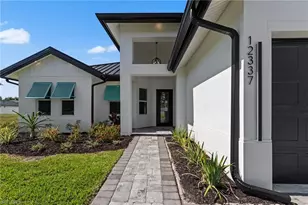 12337 Sweet Kiwi Ln, Fort Myers, FL 33908 - Photo 5