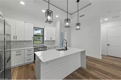 12307 Sweet Kiwi Ln, Fort Myers, FL 33908 - Photo 9