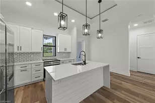 12307 Sweet Kiwi Ln, Fort Myers, FL 33908 - Photo 9