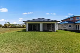 12307 Sweet Kiwi Ln, Fort Myers, FL 33908 - Photo 33