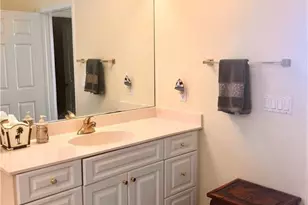 451 Bayfront Pl, Naples, FL 34102 - Photo 29