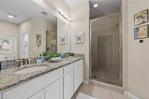 9366 Pocida Ct, Naples, FL 34119 - Photo 19