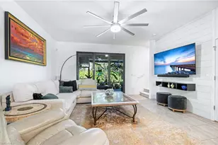 13045 Pembroke Dr, Naples, FL 34105 - Photo 9