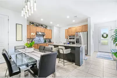 13045 Pembroke Dr, Naples, FL 34105 - Photo 11