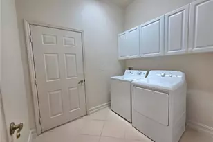 7892 Sanctuary Cir, Naples, FL 34104 - Photo 29