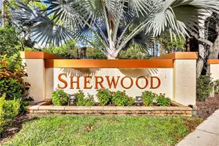 225 Robin Hood Cir, Naples, FL 34104 - Photo 19