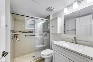 225 Robin Hood Cir, Naples, FL 34104 - Photo 13