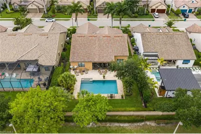 16213 Camden Lakes Cir, Naples, FL 34110 - Photo 33