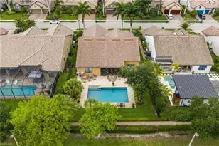 16213 Camden Lakes Cir, Naples, FL 34110 - Photo 33