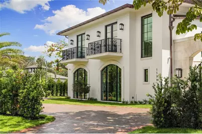 1598 Nautilus Rd, Naples, FL 34102 - Photo 5