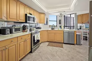 6075 Pelican Bay Blvd, Naples, FL 34108 - Photo 7