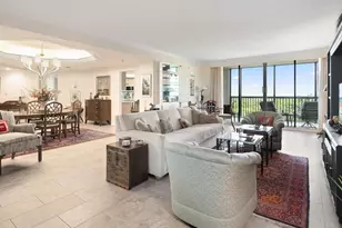 6075 Pelican Bay Blvd, Naples, FL 34108 - Photo 3