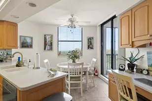 6075 Pelican Bay Blvd, Naples, FL 34108 - Photo 9