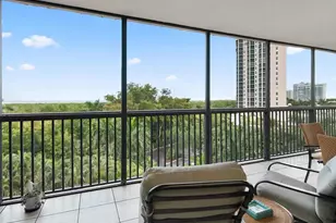 6075 Pelican Bay Blvd, Naples, FL 34108 - Photo 11