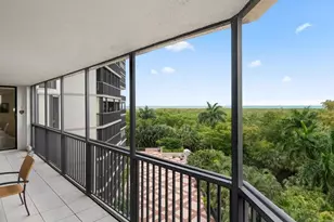 6075 Pelican Bay Blvd, Naples, FL 34108 - Photo 13