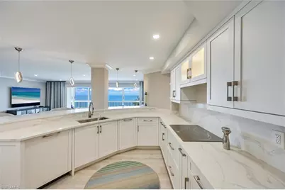 1275 Gulf Shore Blvd N #601 & 602, Naples, FL 34102 - Photo 7