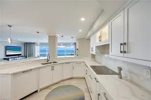 1275 Gulf Shore Blvd N, Naples, FL 34102 - Photo 7