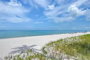 1275 Gulf Shore Blvd N, Naples, FL 34102 - Photo 47