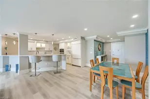 1275 Gulf Shore Blvd N, Naples, FL 34102 - Photo 5