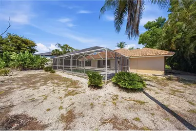 1323 Par View Dr, Sanibel, FL 33957 - Photo 31