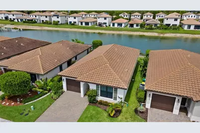 8968 Madrid Cir, Naples, FL 34104 - Photo 37