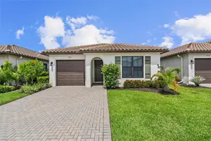 8968 Madrid Cir, Naples, FL 34104 - Photo 27