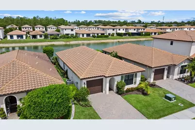 8968 Madrid Cir, Naples, FL 34104 - Photo 5