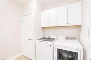 2620 Seychelles Cir, Naples, FL 34112 - Photo 27