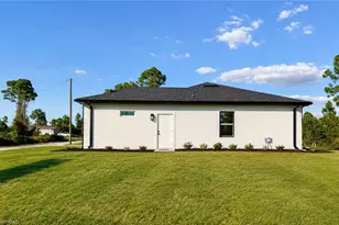 713 Da Vinci Ave S, Lehigh Acres, FL 33974 - Photo 23