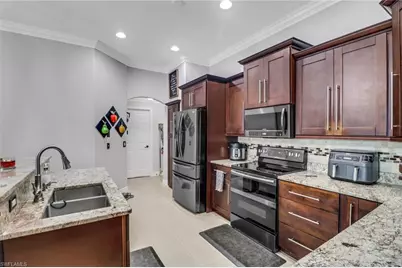 109 NW 38th Pl, Cape Coral, FL 33993 - Photo 13