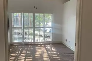 300 Diamond Cir, Naples, FL 34110 - Photo 5