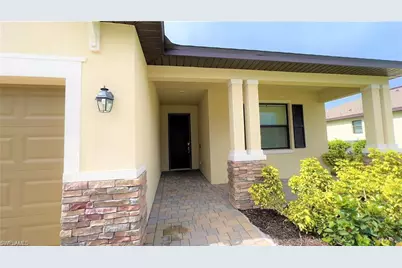 14060 Vindel Cir, Fort Myers, FL 33905 - Photo 3