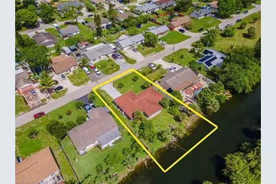 2100 55th St SW, Naples, FL 34116 - Photo 7